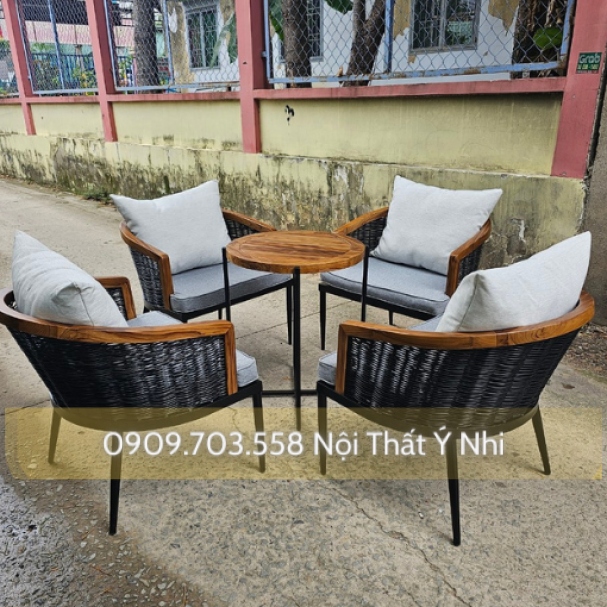 Bộ bàn ghế cafe, nhà hàng, khách sạn, resot,... đan sợi nhựa tròn