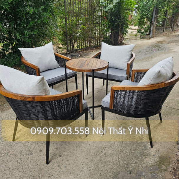 Bộ bàn ghế cafe, nhà hàng, khách sạn, resot,... đan sợi nhựa tròn