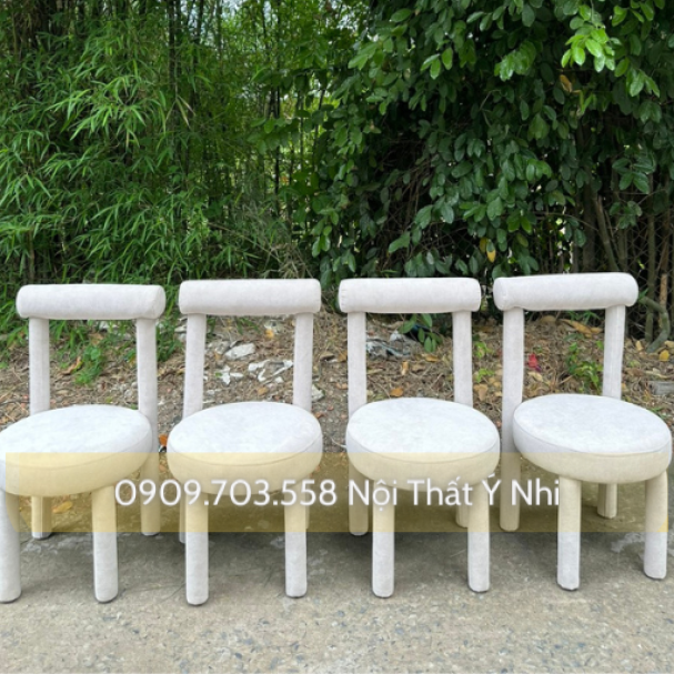 Ghế phòng ăn bằng gỗ bọc nệm phong cách Bắc Âu
