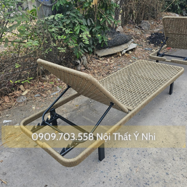 Ghế hồ bơi cao cấp nằm thư giản ngoài trời